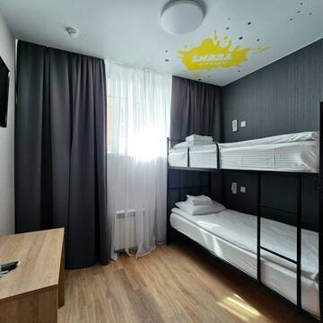 Стандарт улучшенный АМАКС 2-местный (1 двухъярусная кровать) в Гостинице Амакс Сафар-отель